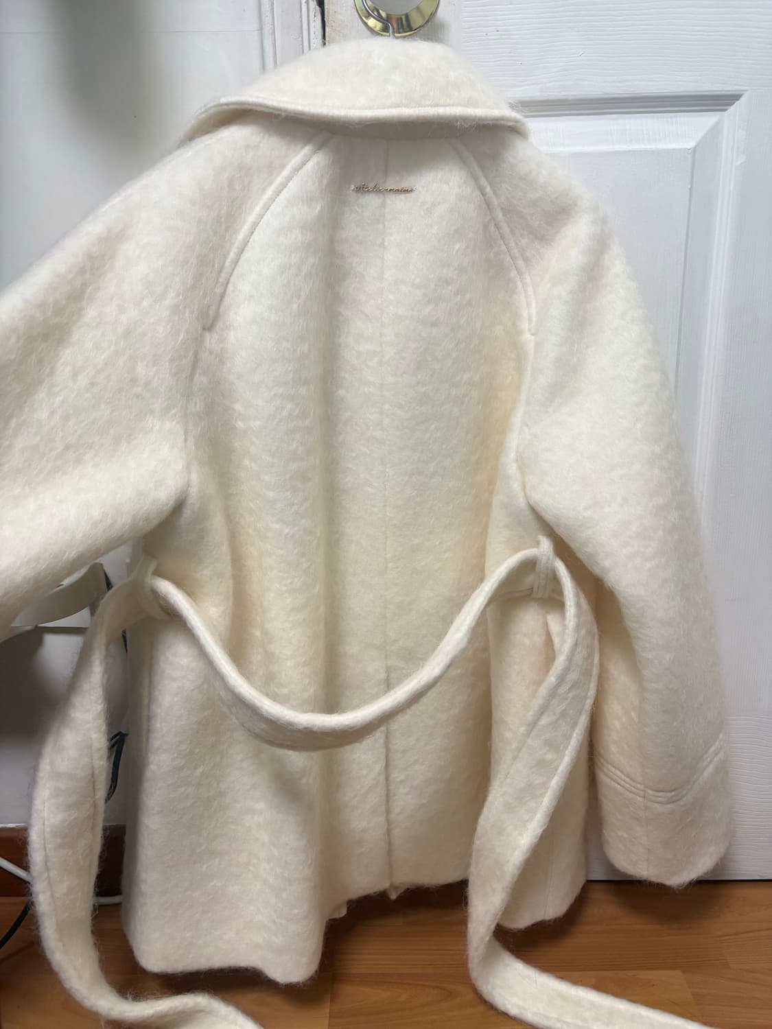 [아틀리에 나인] 헤어리 울 하프 코트 상품이미지4