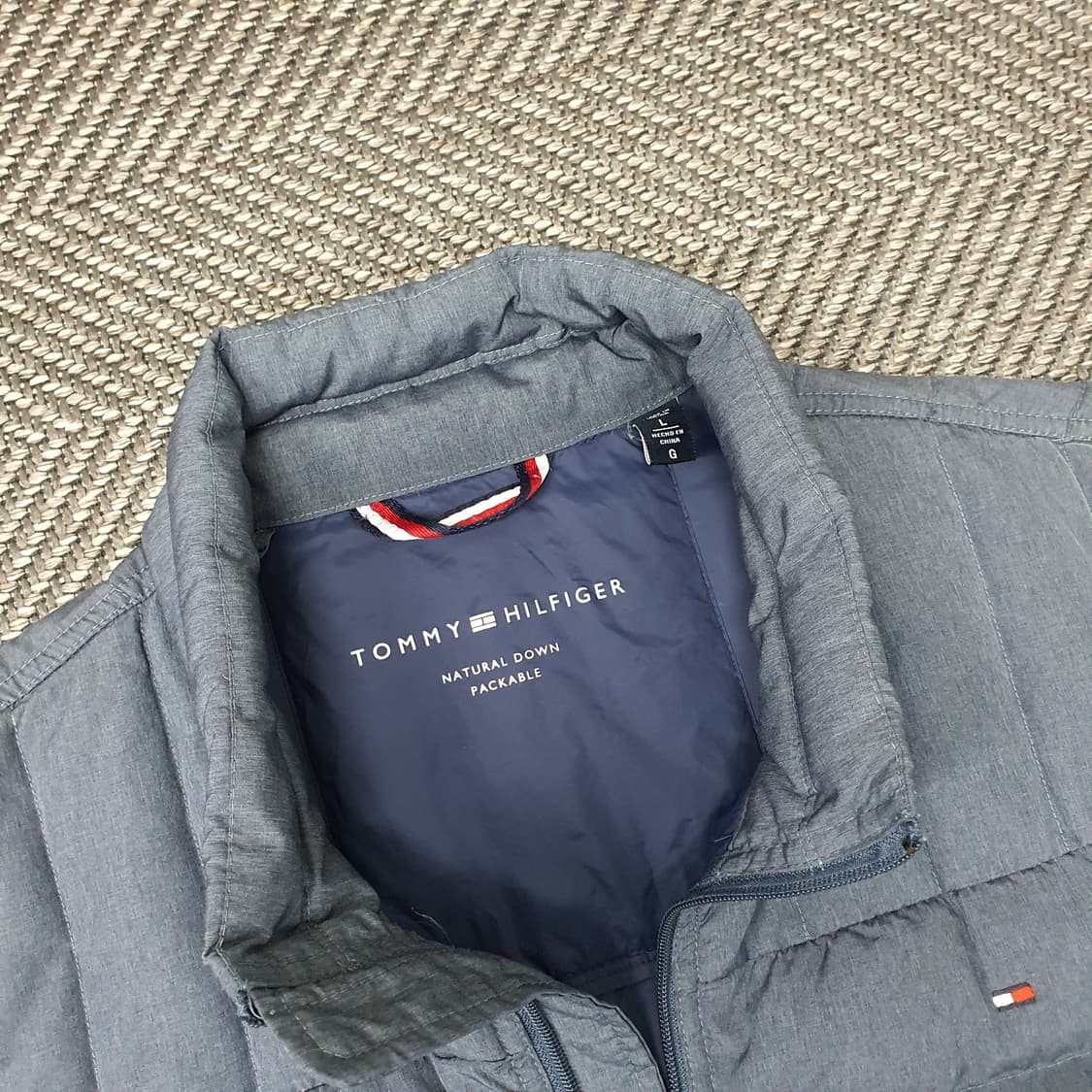 타미힐피거 오리털 경량패딩 남자105~110 상품이미지2