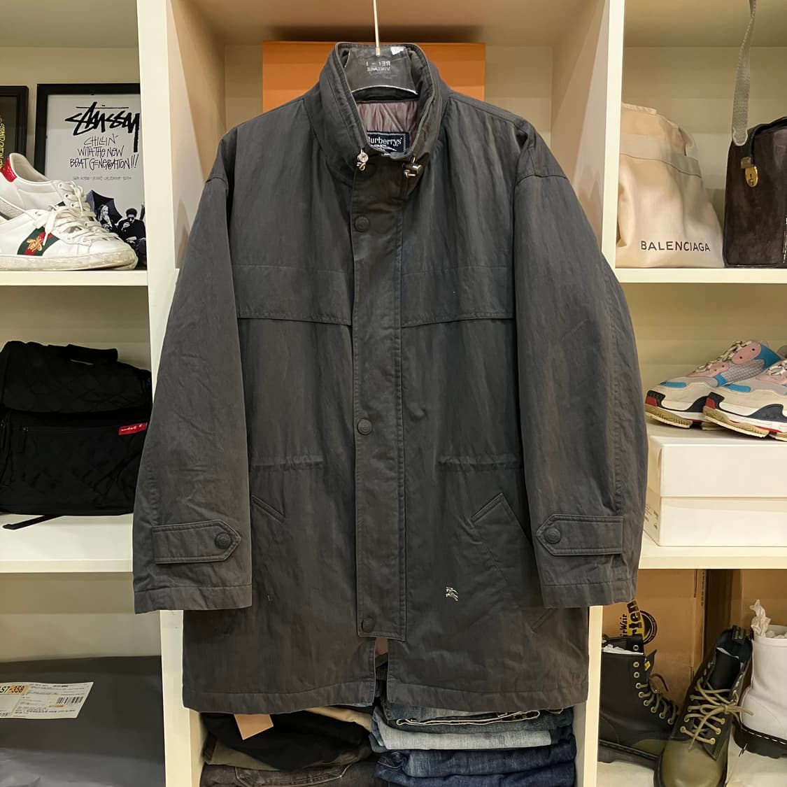버버리 다크 그레이 나일론 필드 자켓 M 상품이미지1