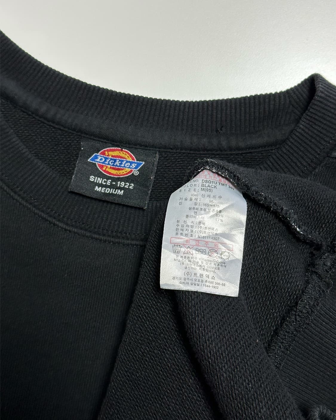 디키즈 맨투맨 블랙 상품이미지3