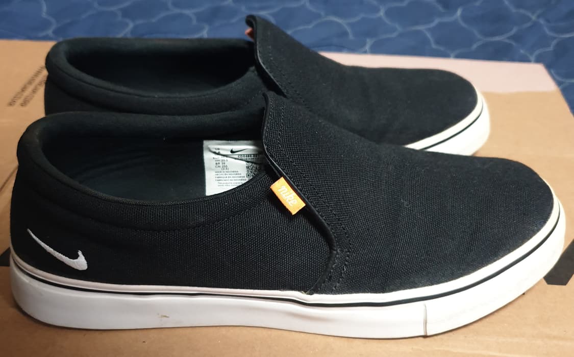 나이키 코트로얄 AC 슬립온 블랙 (255) 상품이미지1