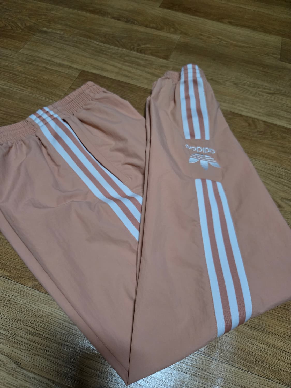 아디다스 여성 코랄 락업 트랙탑 셋업 상품이미지6