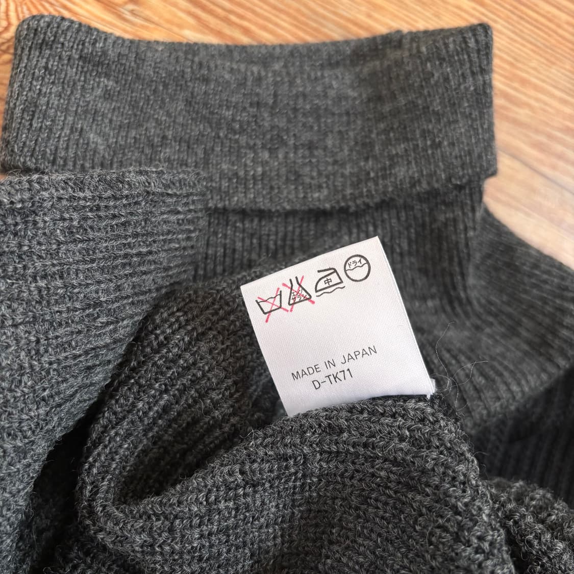 마시모 터틀넥 니트 투톤 블랙 여성 루즈핏 빅사이즈  상품이미지7