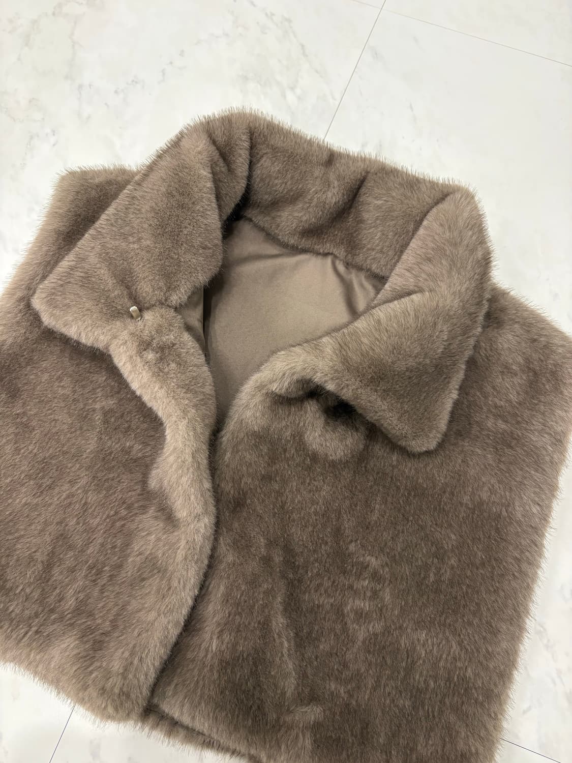 artificial fur warmer cape 상품이미지3