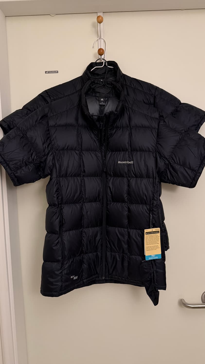 몽벨 반팔 패딩 / 블랙/ M 상품이미지9