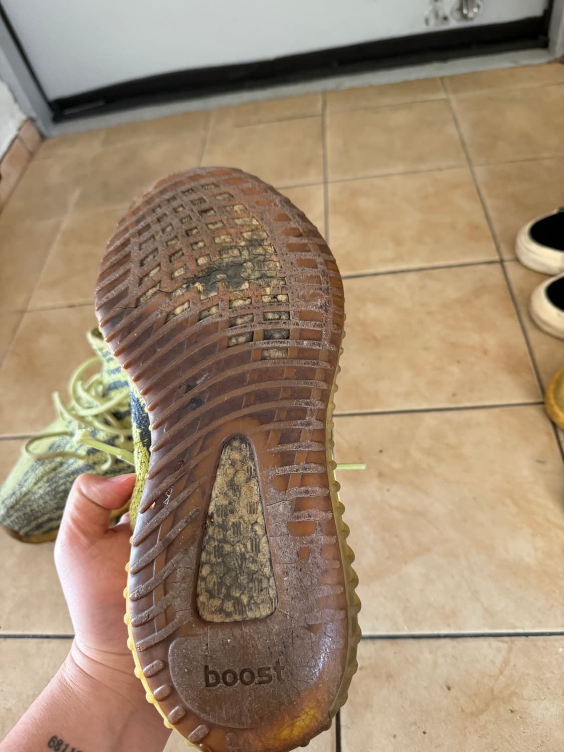 이지부스트 350v2 예브라 상품이미지2