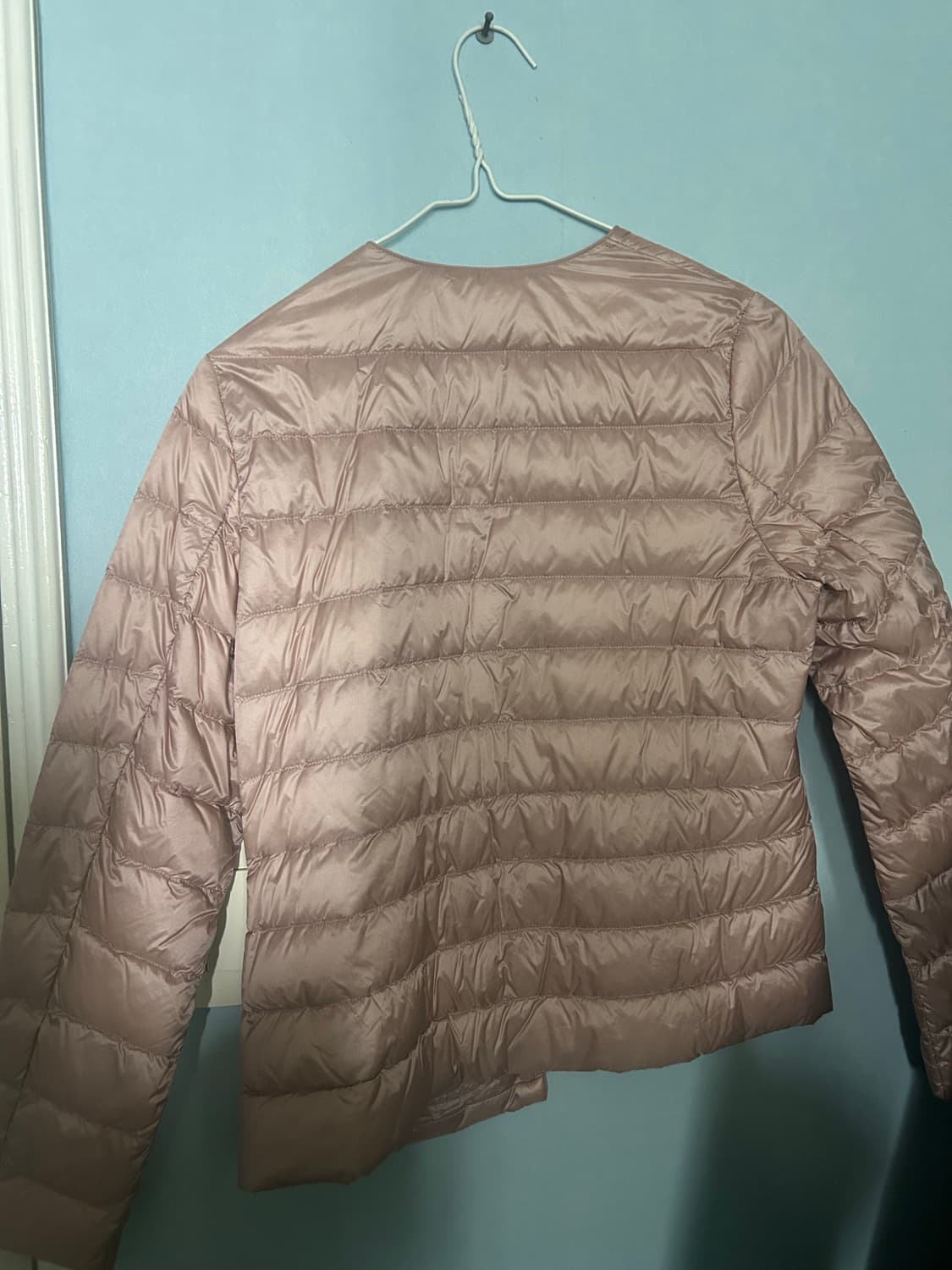 유니클로 핑크 경량패딩 상품이미지2