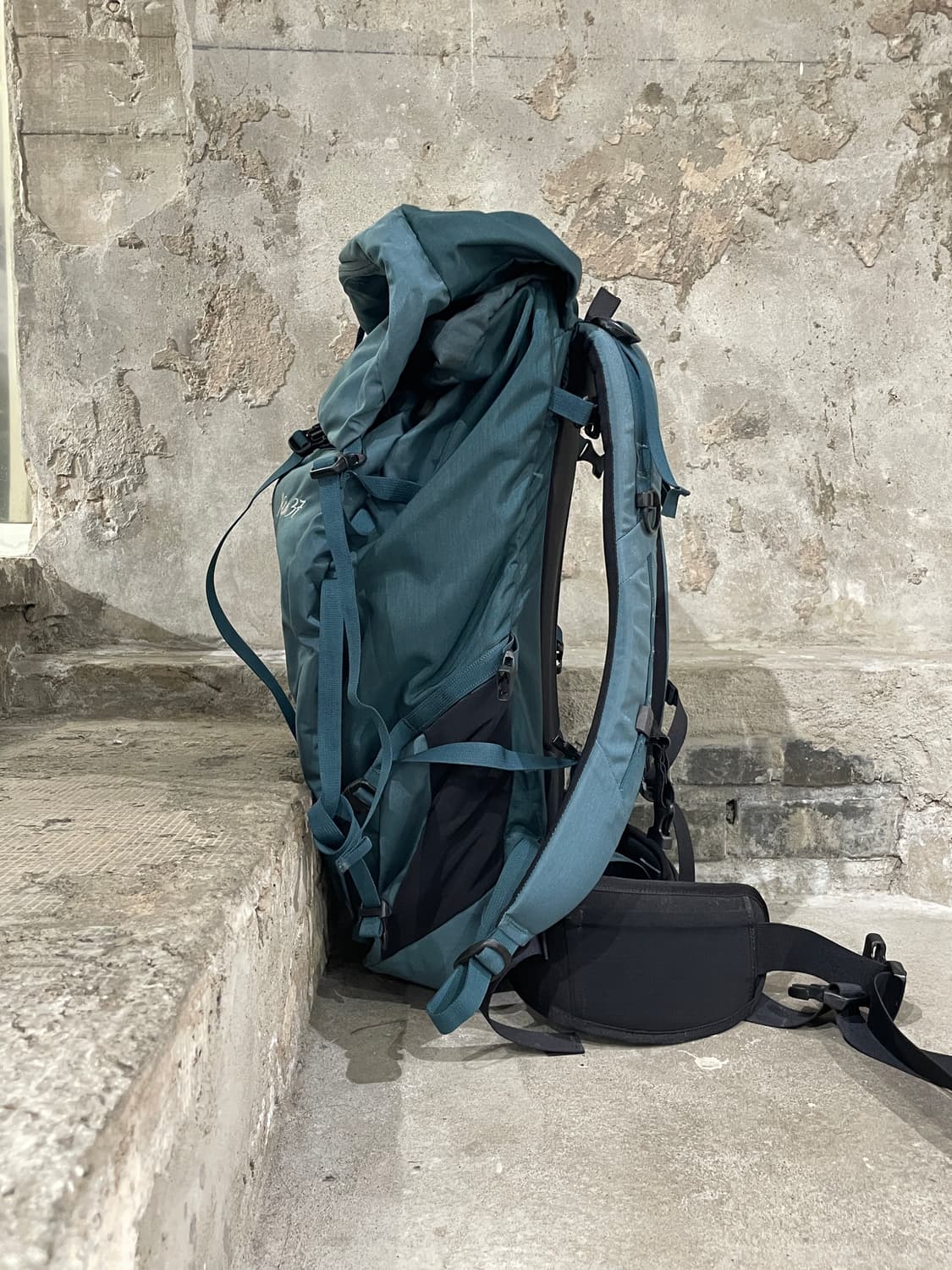 아크테릭스 터쿼즈 kea 37 하이킹 백팩  상품이미지4