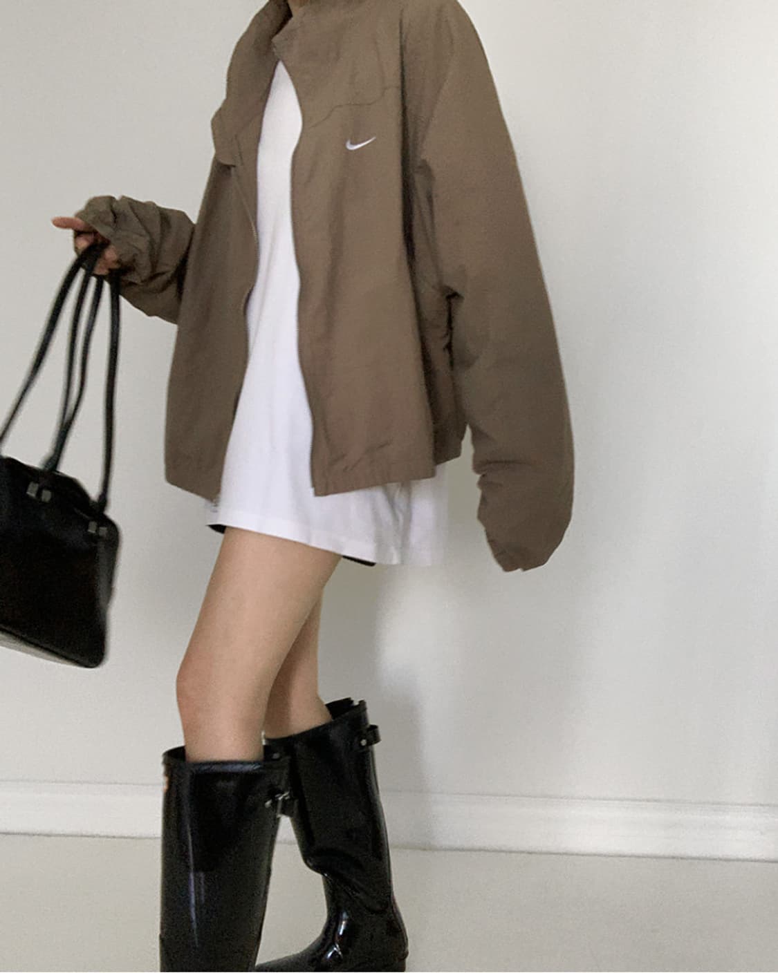 (1회 착용) 나이키 우먼 UV 프로텍션 브라운 나일론 우븐 숏 바람막이 상품이미지1