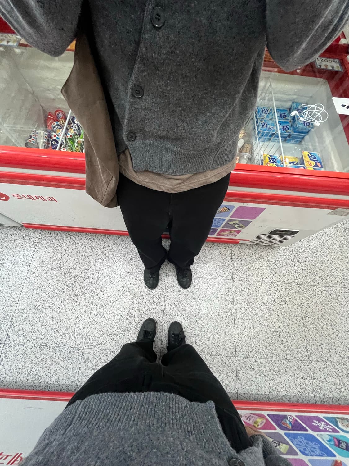 24ss ee가디건 그레이 M 상품이미지2