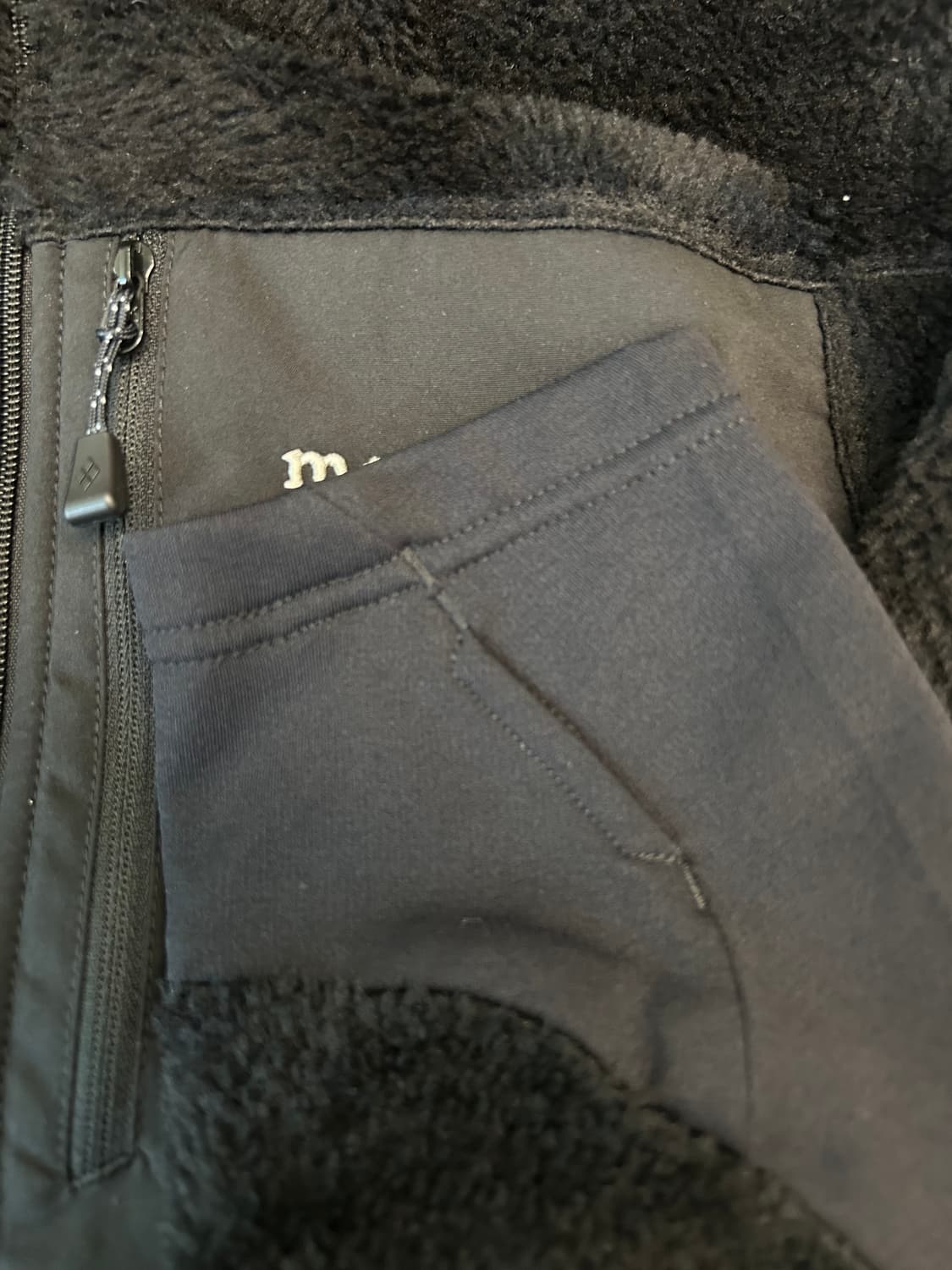 몽벨 블랙 후리스 (새제품) 상품이미지4