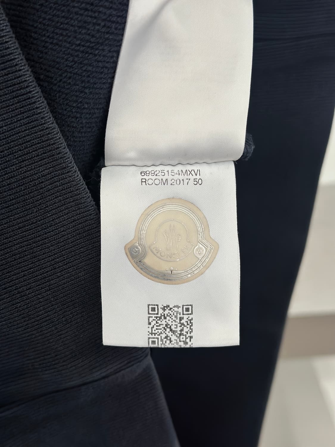 몽클레어 네이비 감마블루 후드집업  상품이미지7