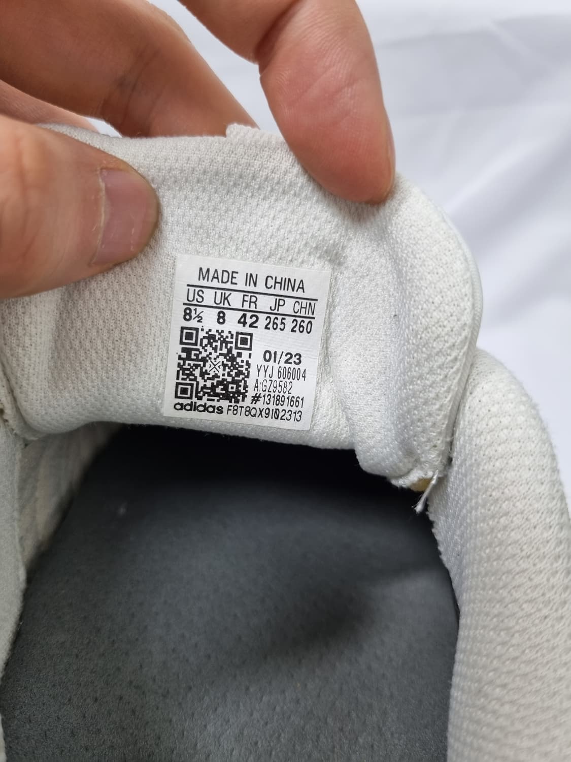 265 아디다스 스피리테인 2000 스니커즈  상품이미지7