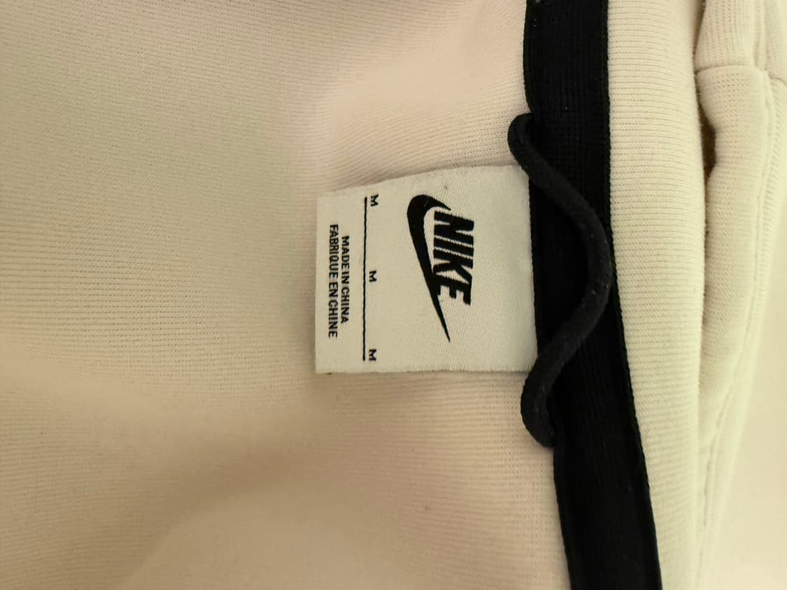 나이키 화이트 테크팩 상품이미지4