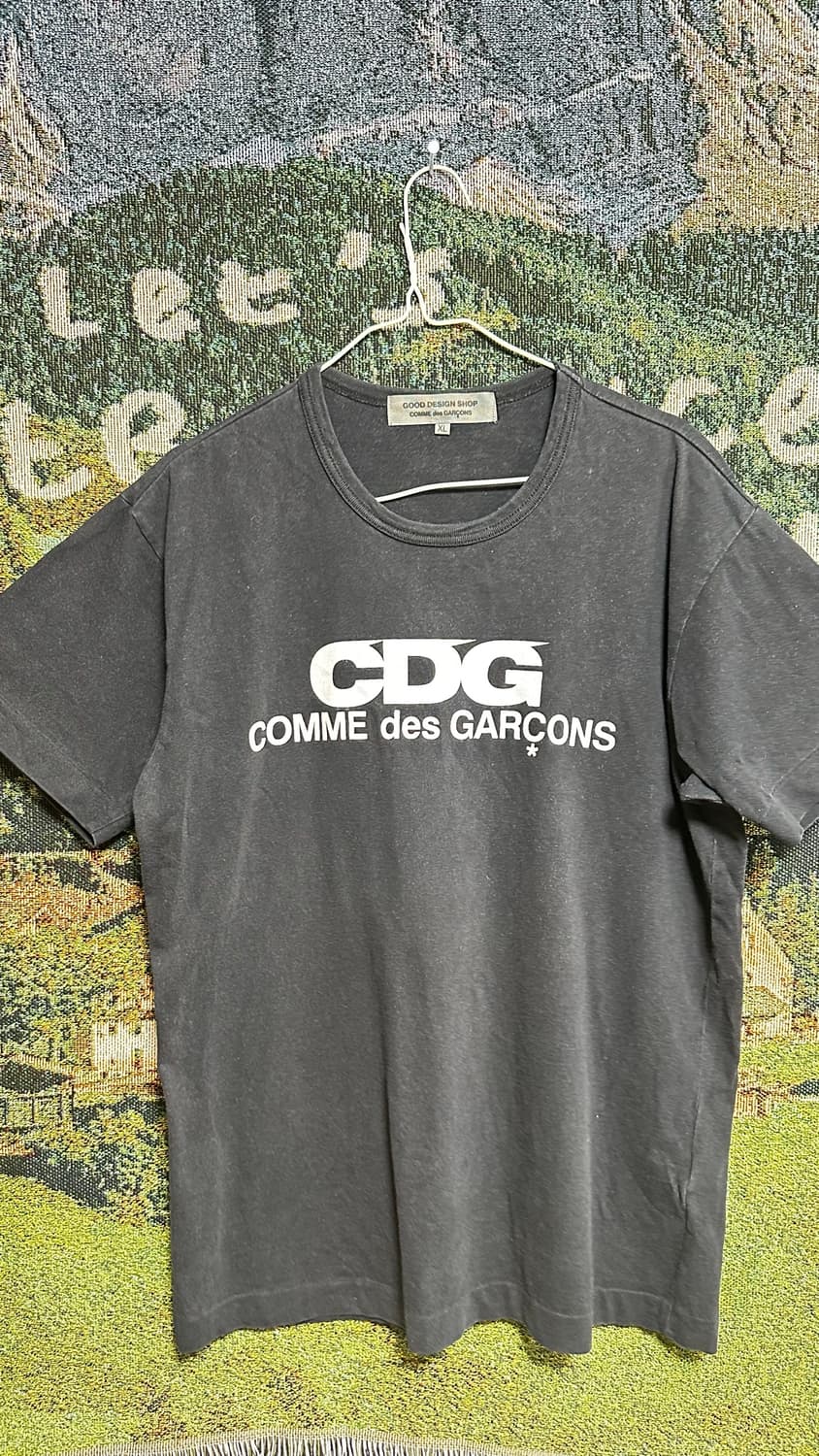 CDG 꼼데가르송 반팔티 XL 상품이미지1