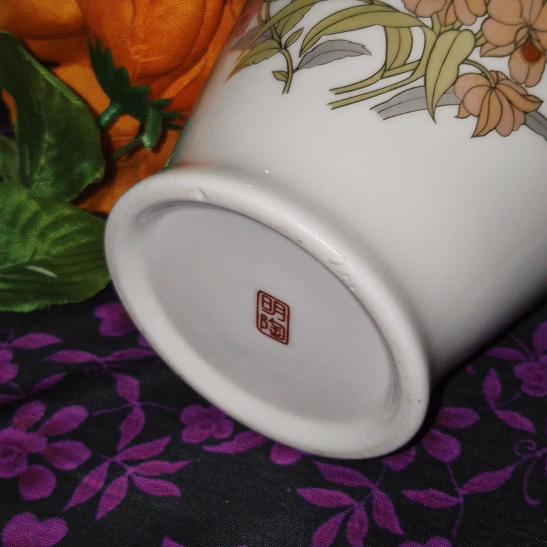 80s 메이토 금채 플로랄 나비 백자 화병 상품이미지10