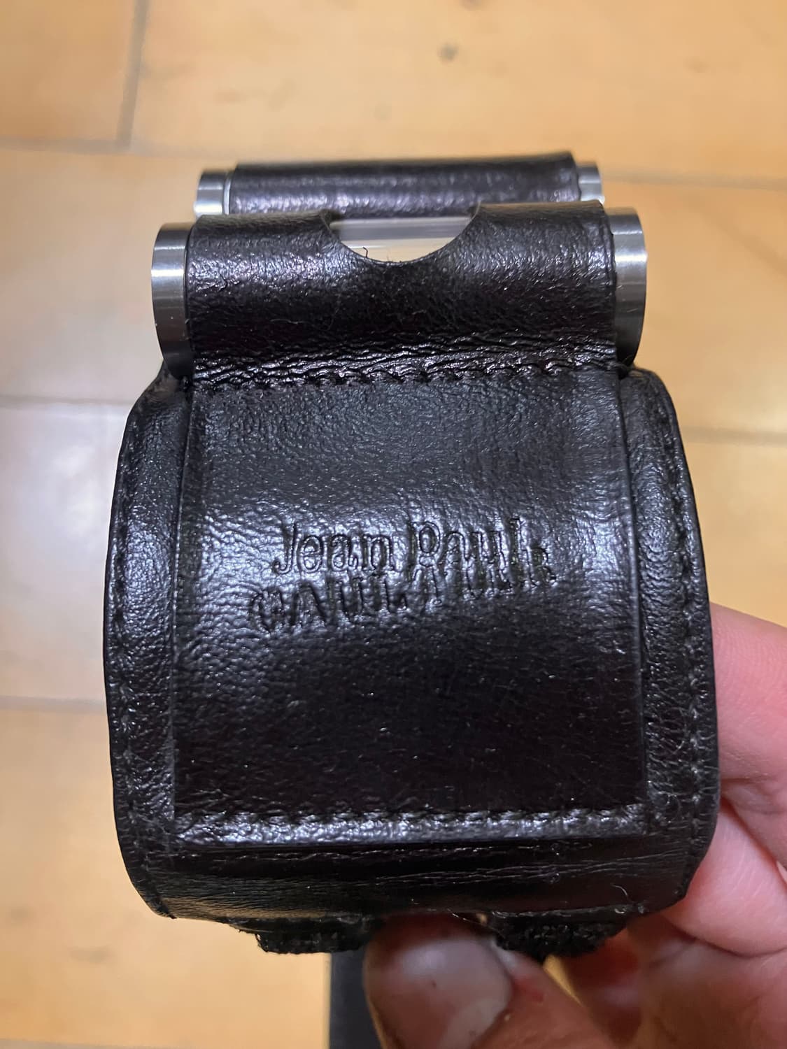 Jean paul gaultier 장폴고티에 불렛 케이스 레더 손목시계 상품이미지2