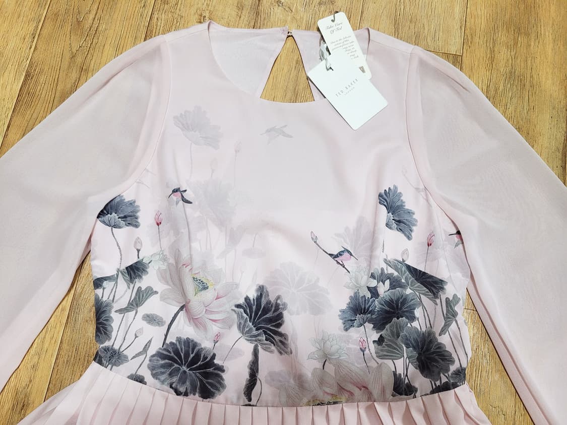 테드베이커(TED BAKER)  플리츠원피스 55 새상품 상품이미지6
