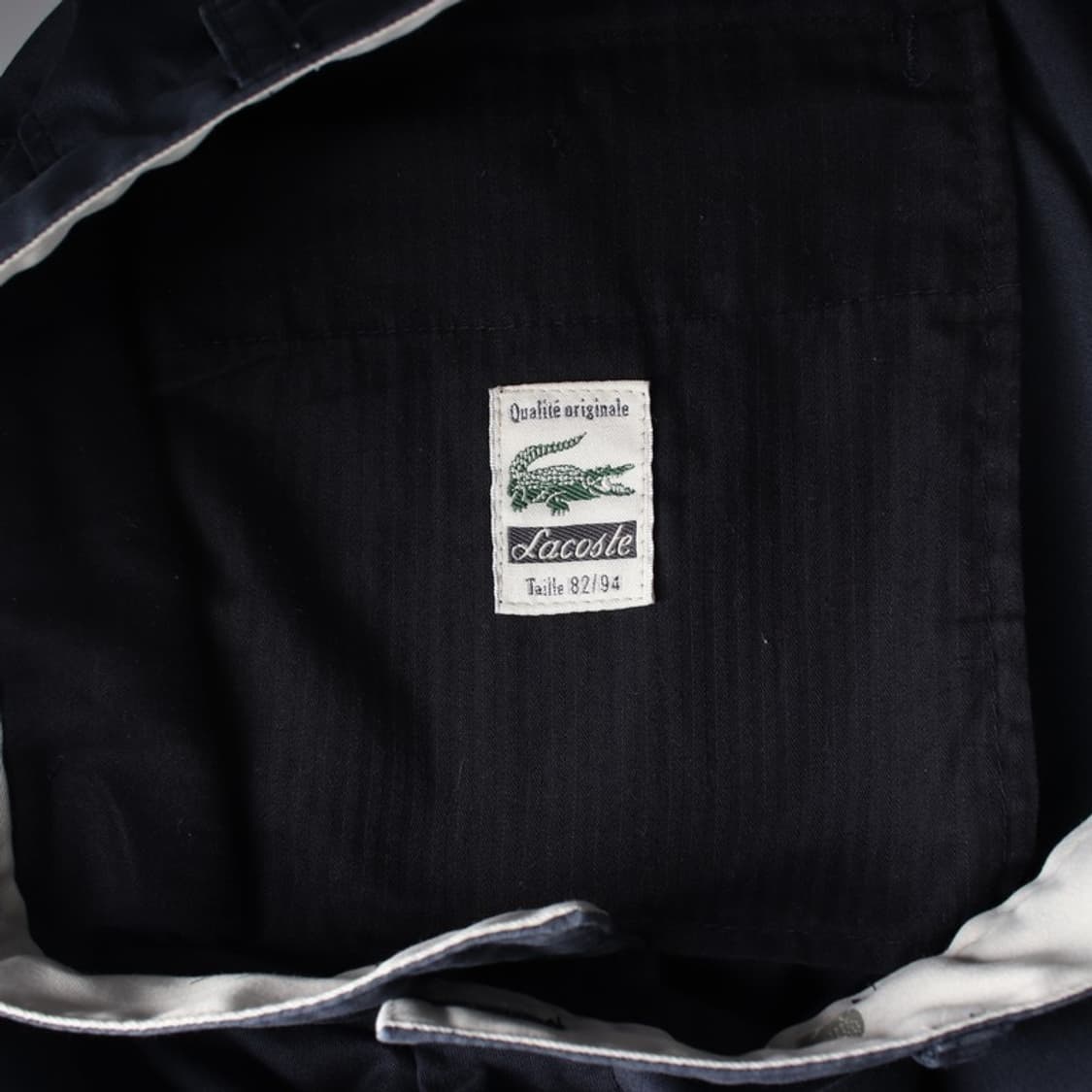 라코스테 네이비 투턱 치노 하프 팬츠 상품이미지5