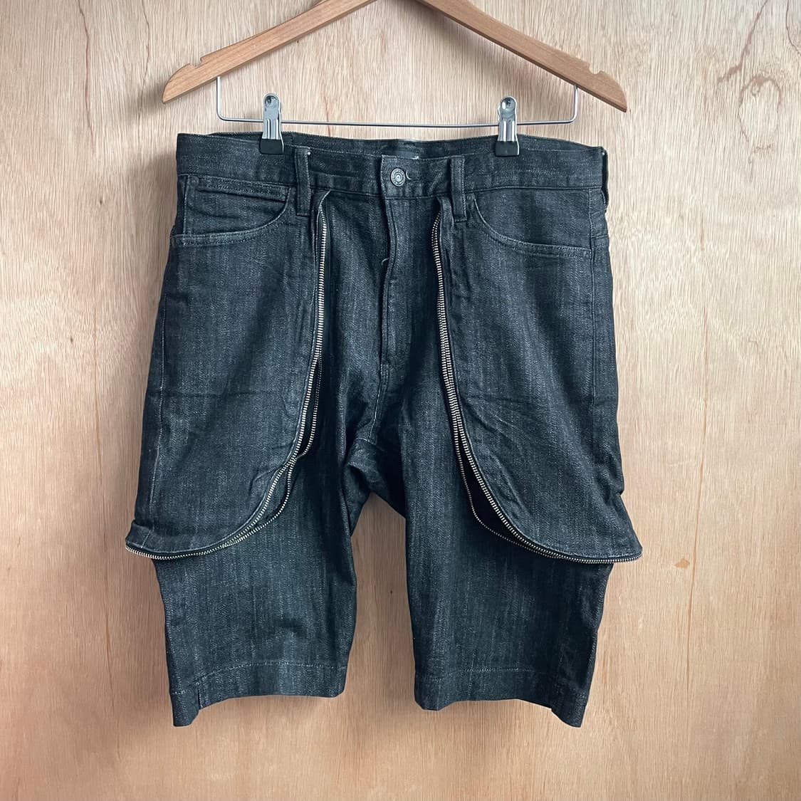 라드뮤지션 지퍼 디테일 쇼츠 상품이미지8