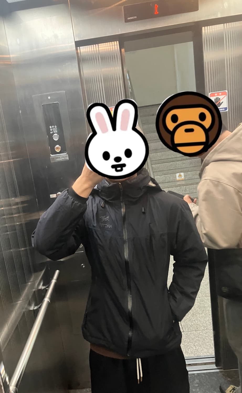 아크테릭스 피션AR자켓 우먼 블랙 상품이미지10