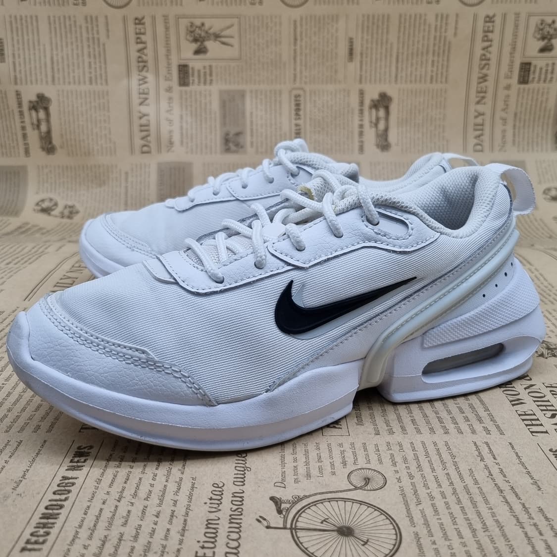 나이키 에어맥스 사이렌 여성 스니커즈230 상품이미지1