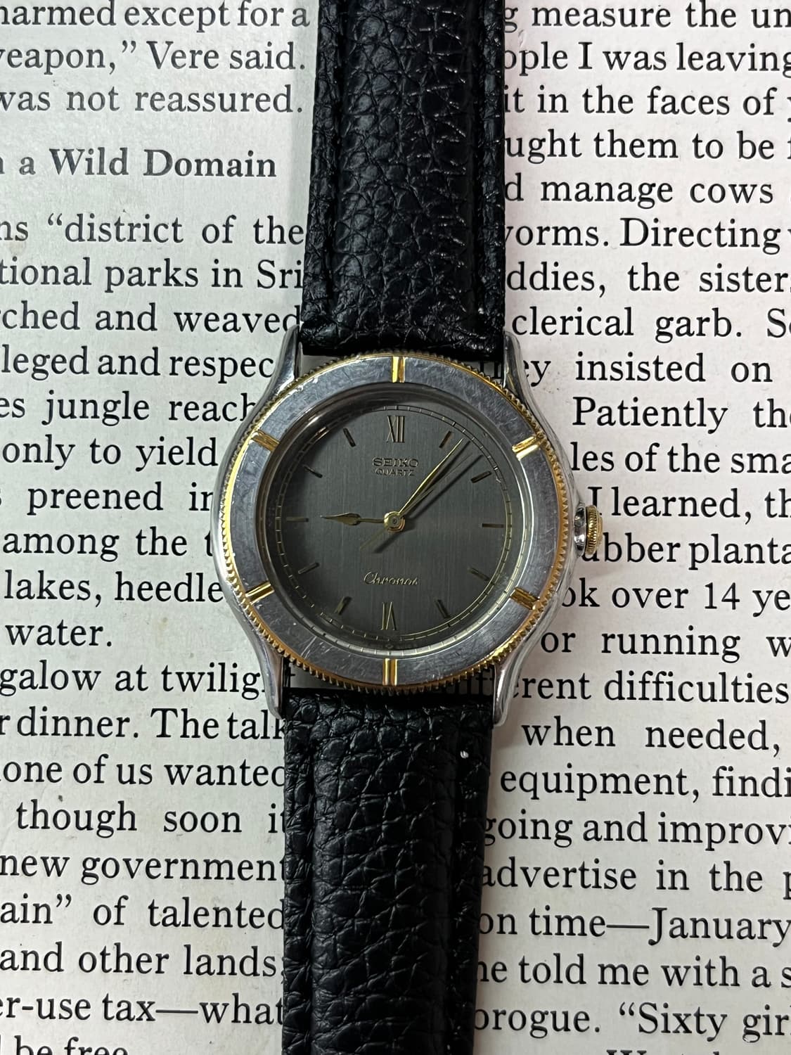 SEIKO CRONOS 메탈릭 그레이 쿼츠 상품이미지1