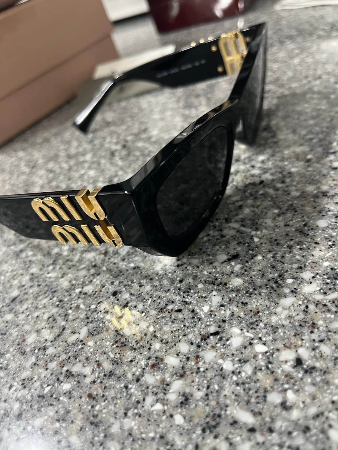 미우미우 글림스 선글라스  상품이미지3