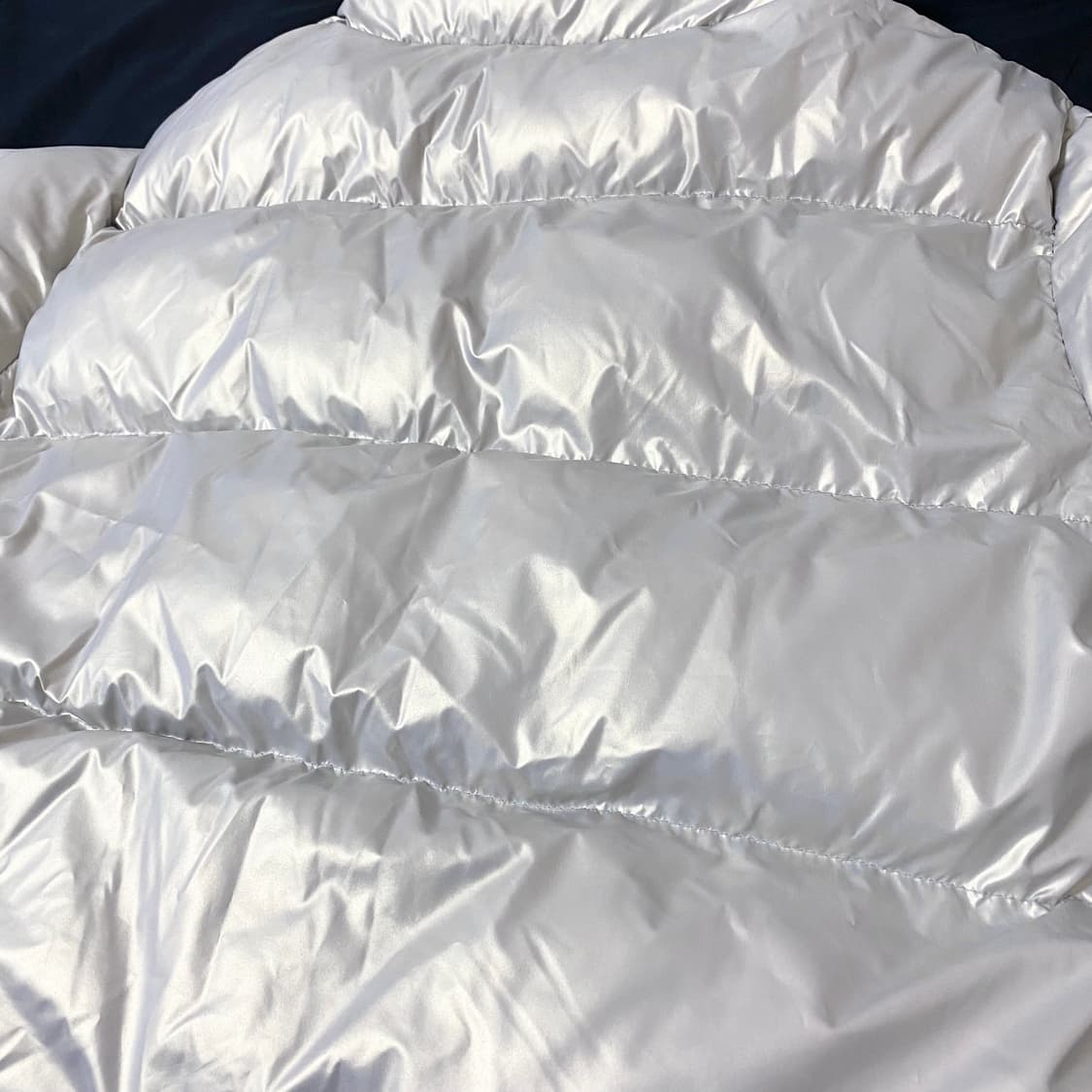 [Free] 비터셀즈 패딩 글로시 크롭 푸퍼 패딩 유광 패딩 (실버) 상품이미지6