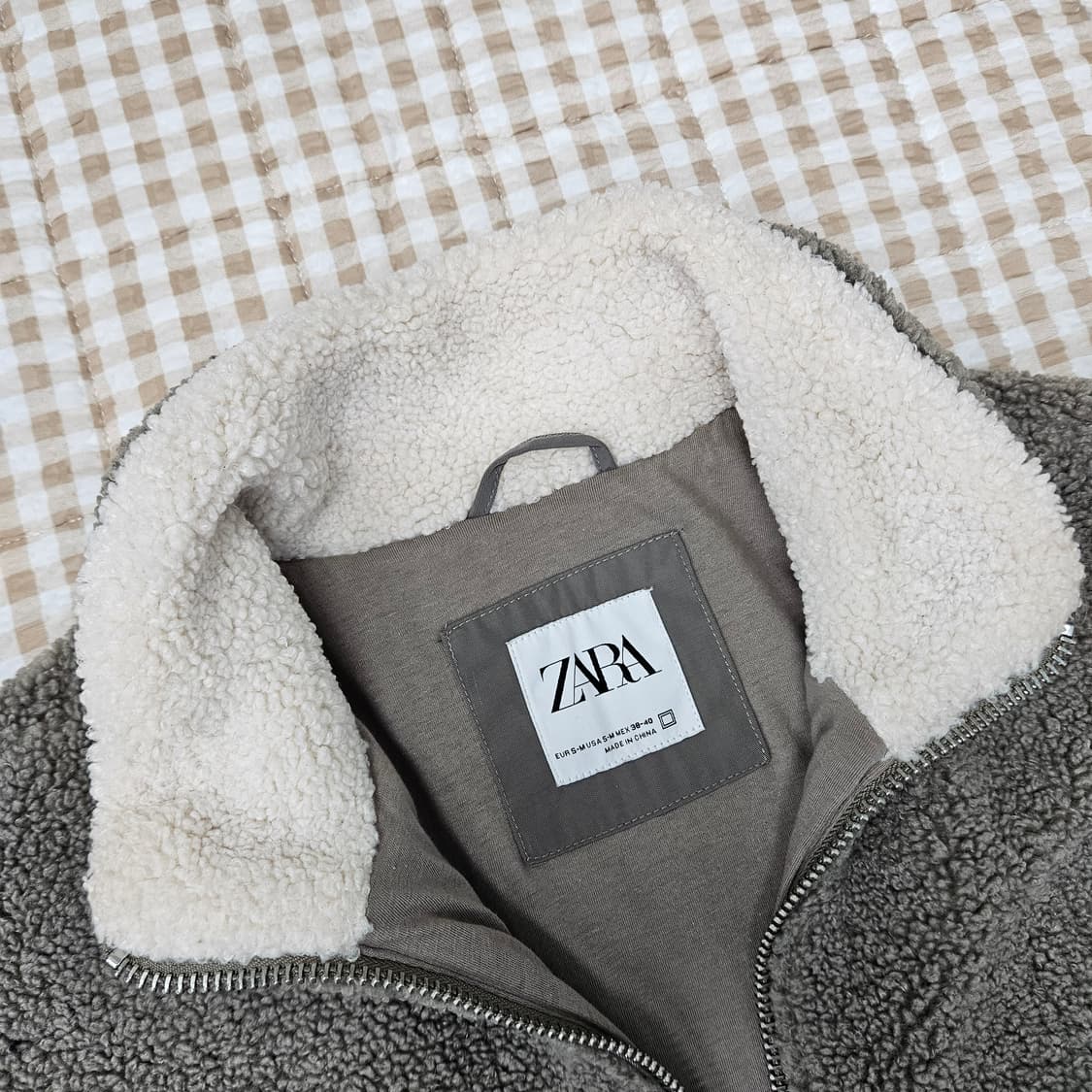 자라 오버핏 반집업 플리츠 남자100 상품이미지3