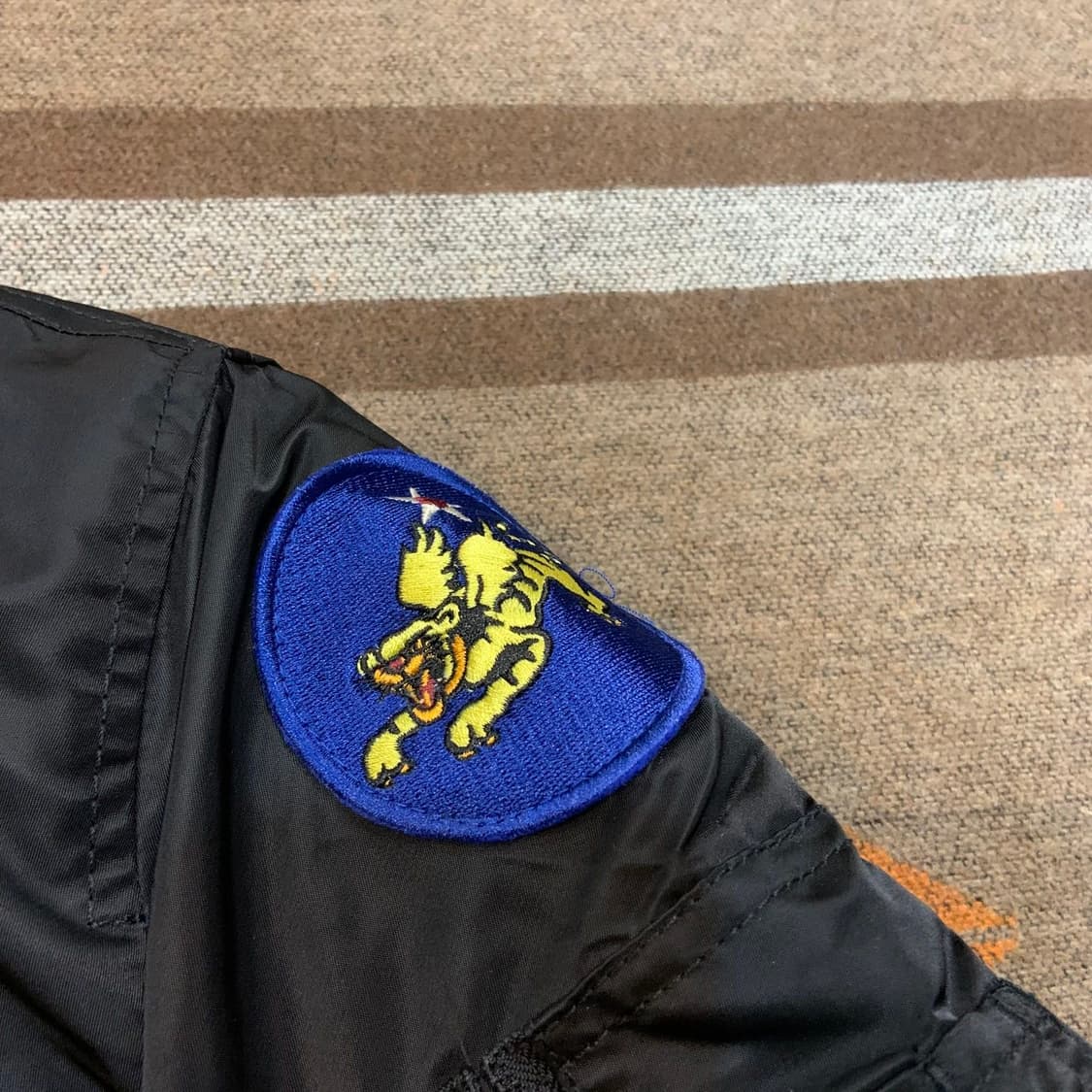 새상품)Schott 쇼트 Ma-1 플라잉타이거 자켓 M 상품이미지5