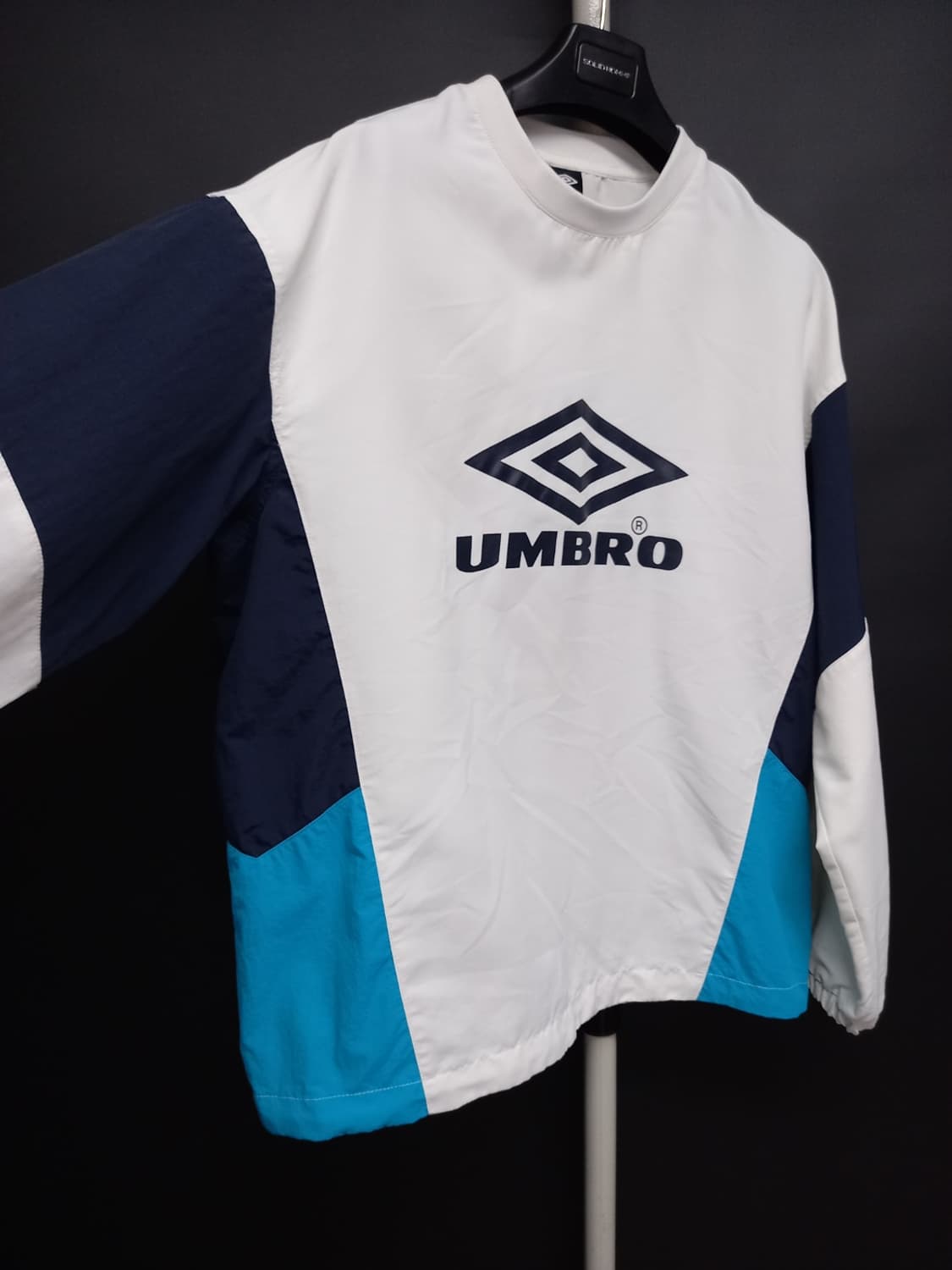 엄브로 춘추 남성 바람막이 95.100 상품이미지4