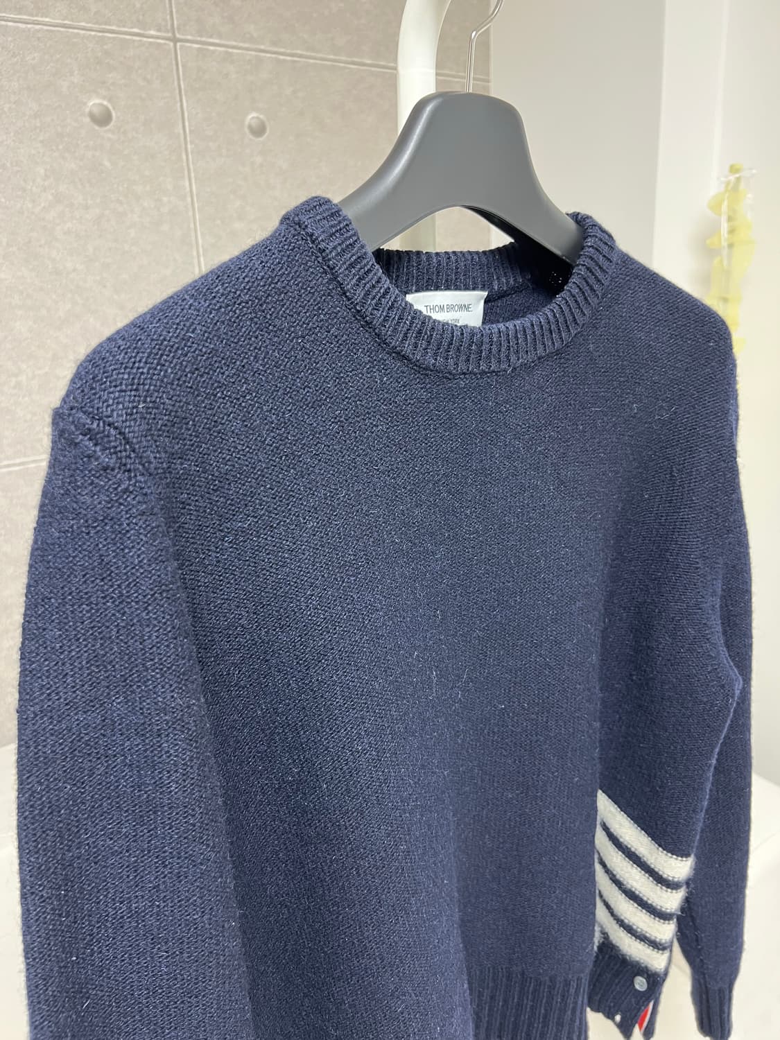 [정품] 신형텍 / 5 톰브라운 안타르시아 사선 니트 네이비 상품이미지2