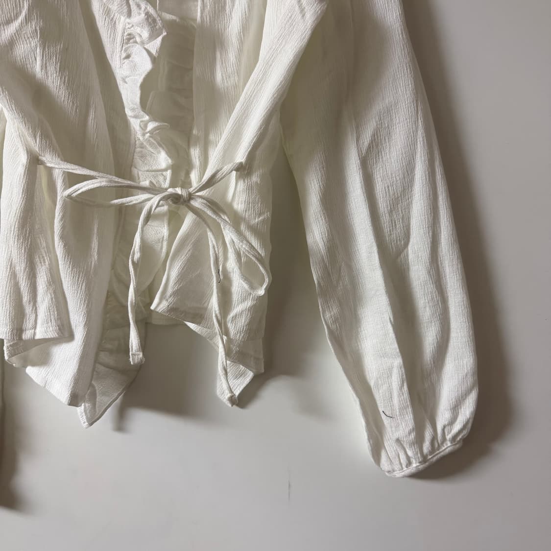 새상품 여자 프릴 블라우스 상품이미지3