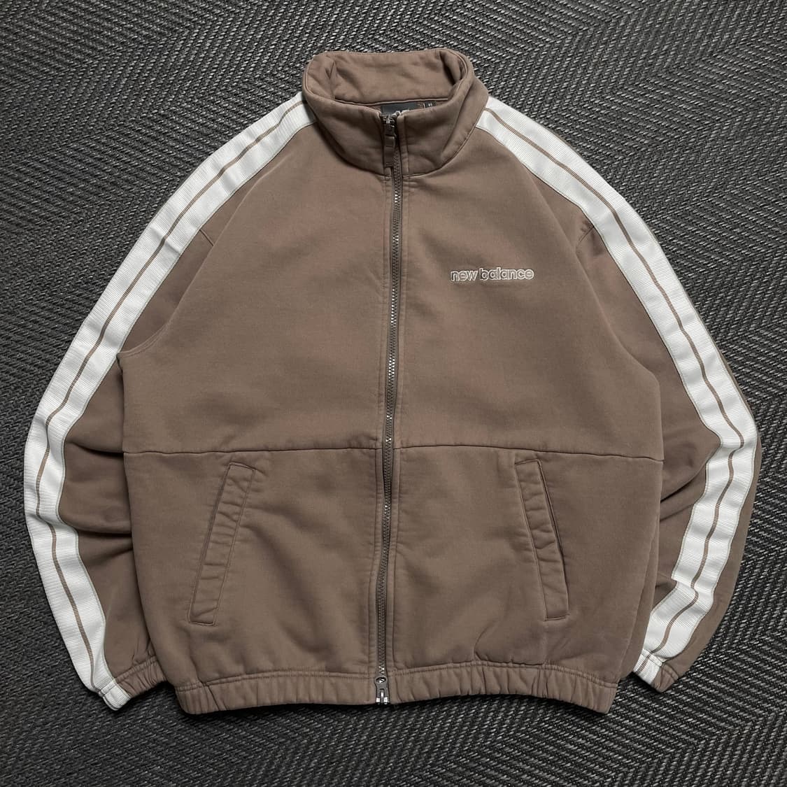 뉴발란스 사이드 라인 기모 트랙 자켓 브라운o 5311 상품이미지1