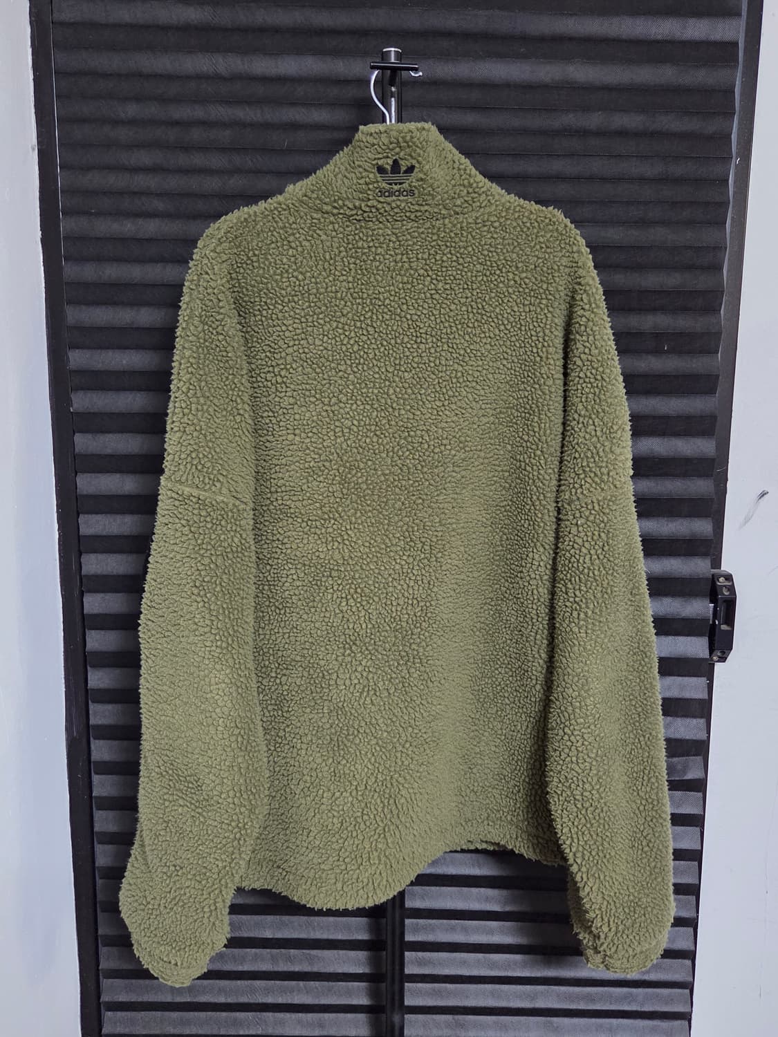 [아디다스] 빅 트레포일 쉐르파 플리스 자켓 판매합니다. 상품이미지7