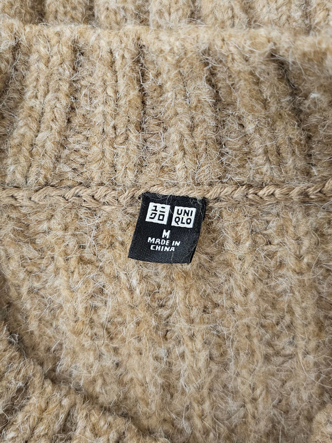 유니클로 로우게이지 모크넥 스웨터 M 테디베어 베이지 헤어리니트 상품이미지9