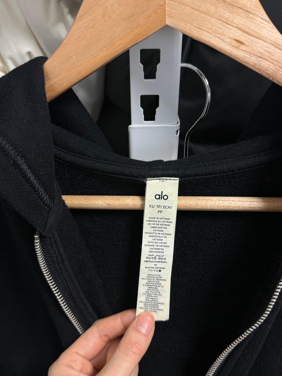 Alo 알로 크롭 후드집업 상품이미지4