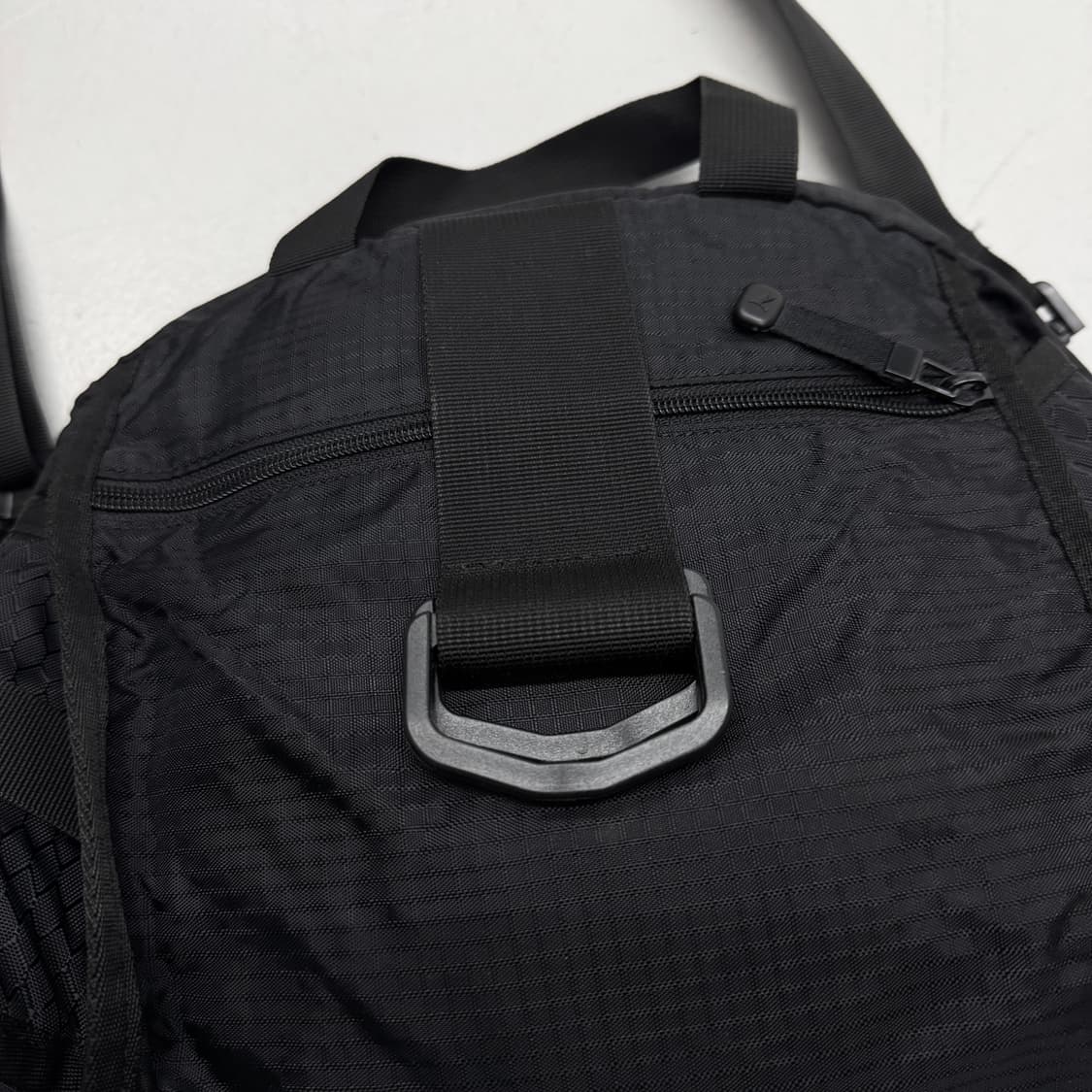 푸마 올드스쿨 탄창 테크니컬 크로스백 상품이미지5