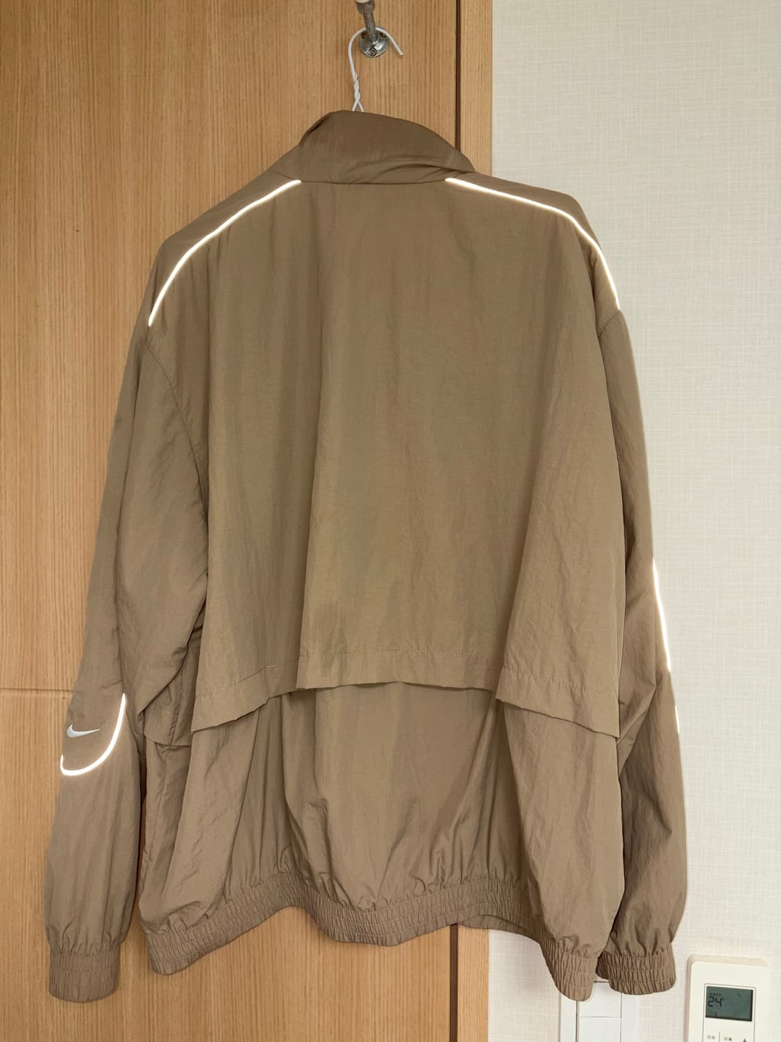 Nike Track Jacket Khaki White L 상품이미지2