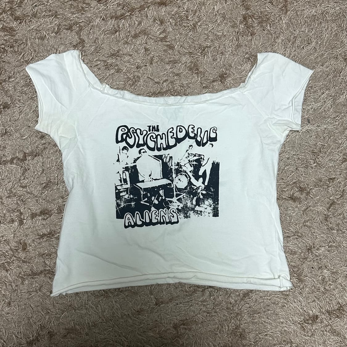 브랜디멜빌 오프숄더 그래픽 탑 상품이미지1