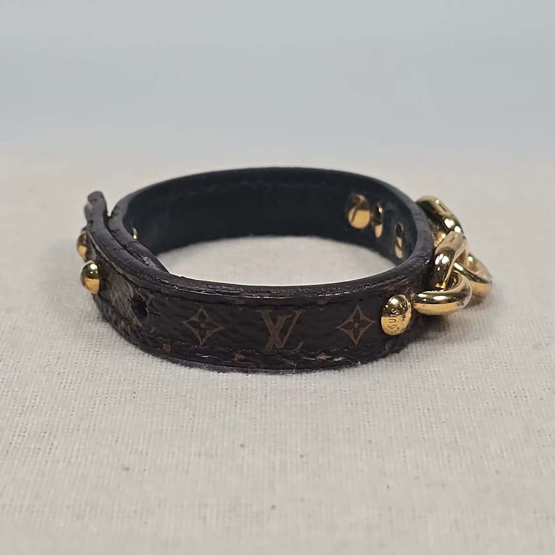 루이비통 모노그램 트위스트 더 체인 팔찌 상품이미지3