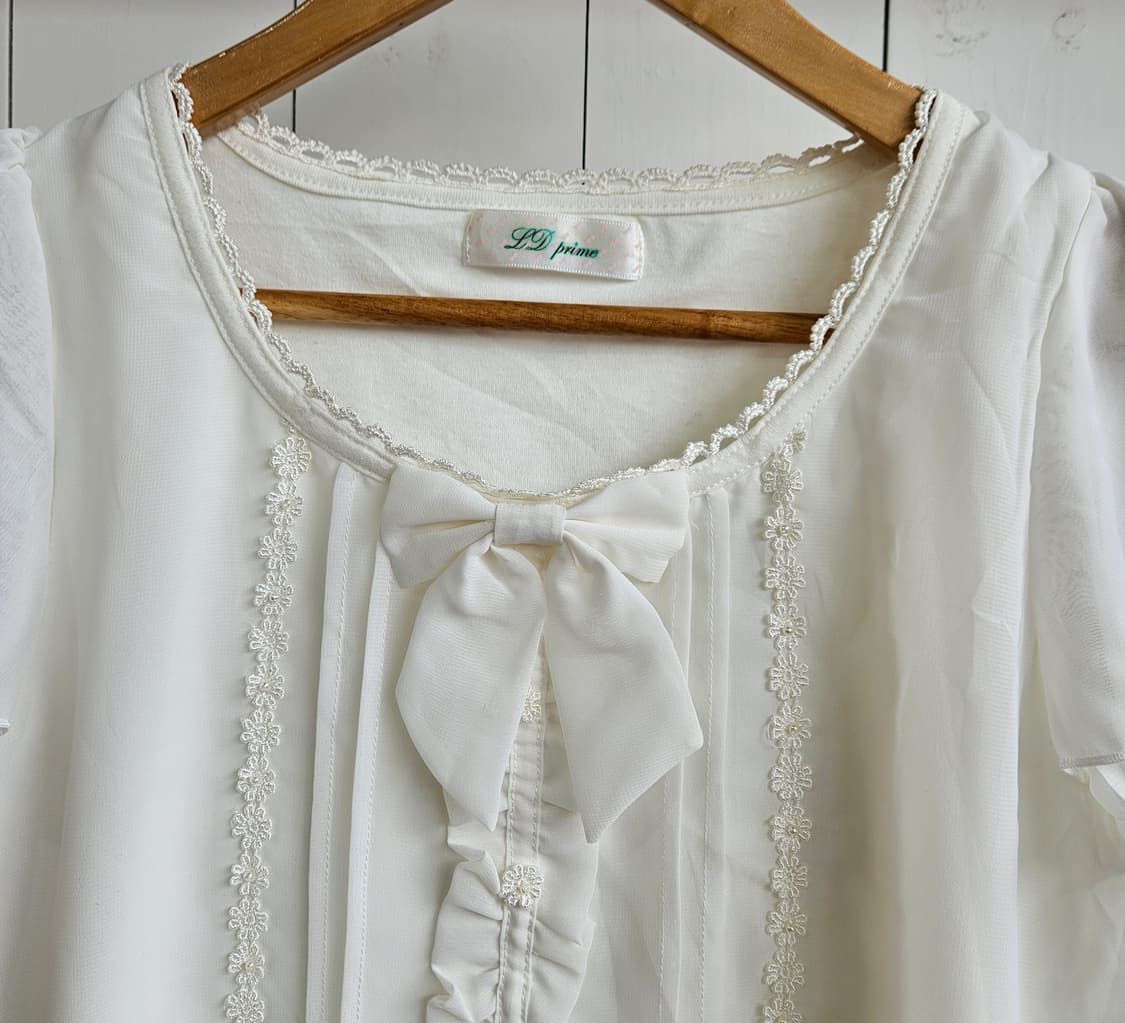 화이트 리본 프릴 블라우스 상품이미지4