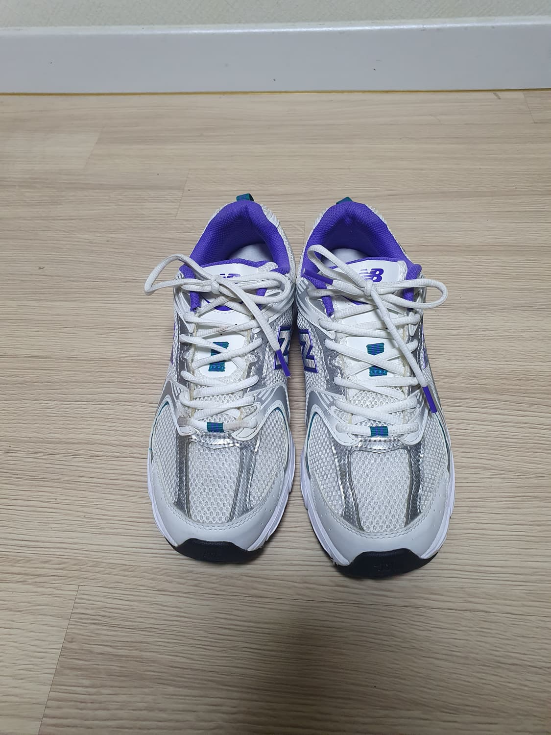 뉴발란스 530 화이트/퍼플 운동화 260 상품이미지3