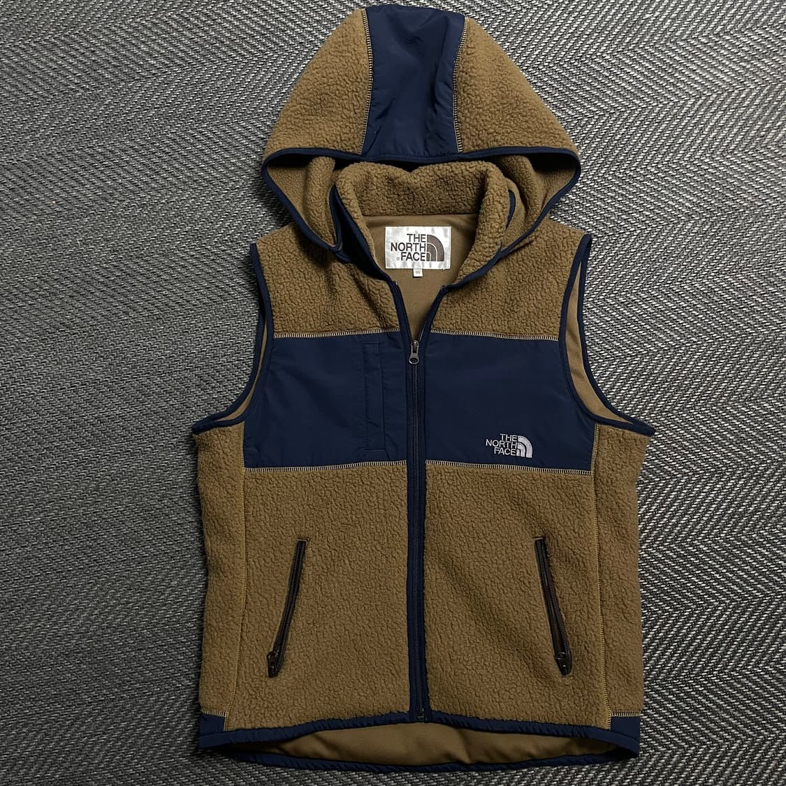 노스페이스 화이트라벨 플리스 쉐르파 후디 베스트y 5319 상품이미지2