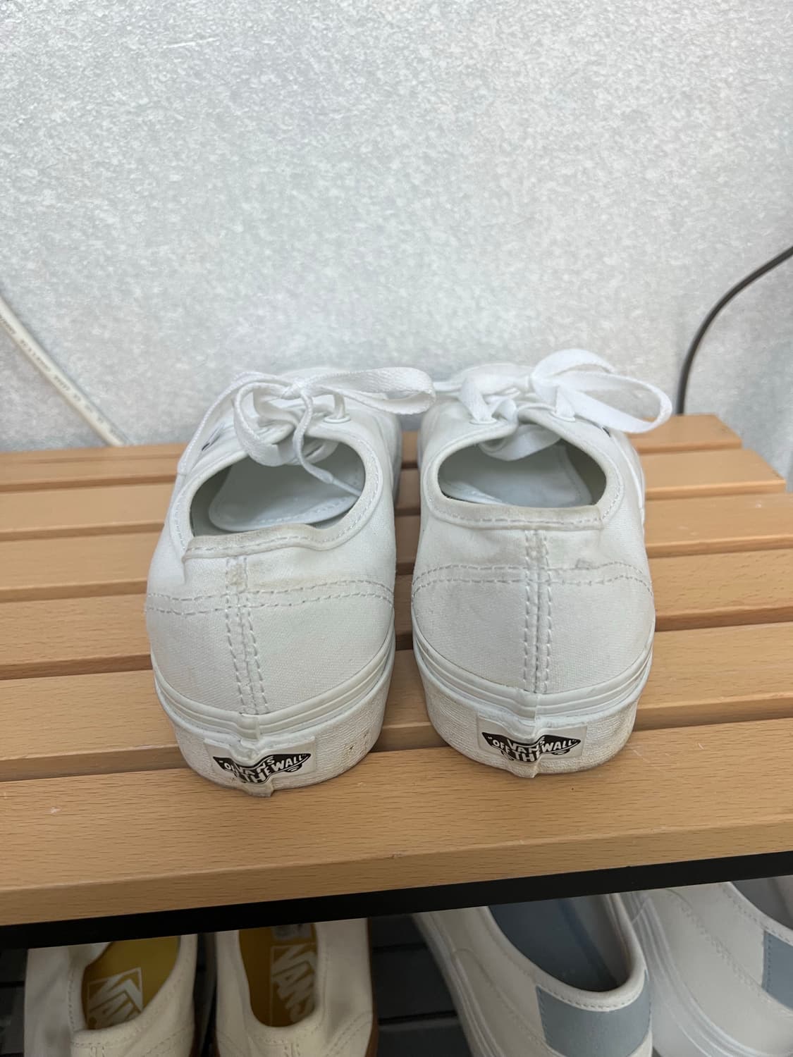 반스 어센틱 화이트 (235mm) 상품이미지5