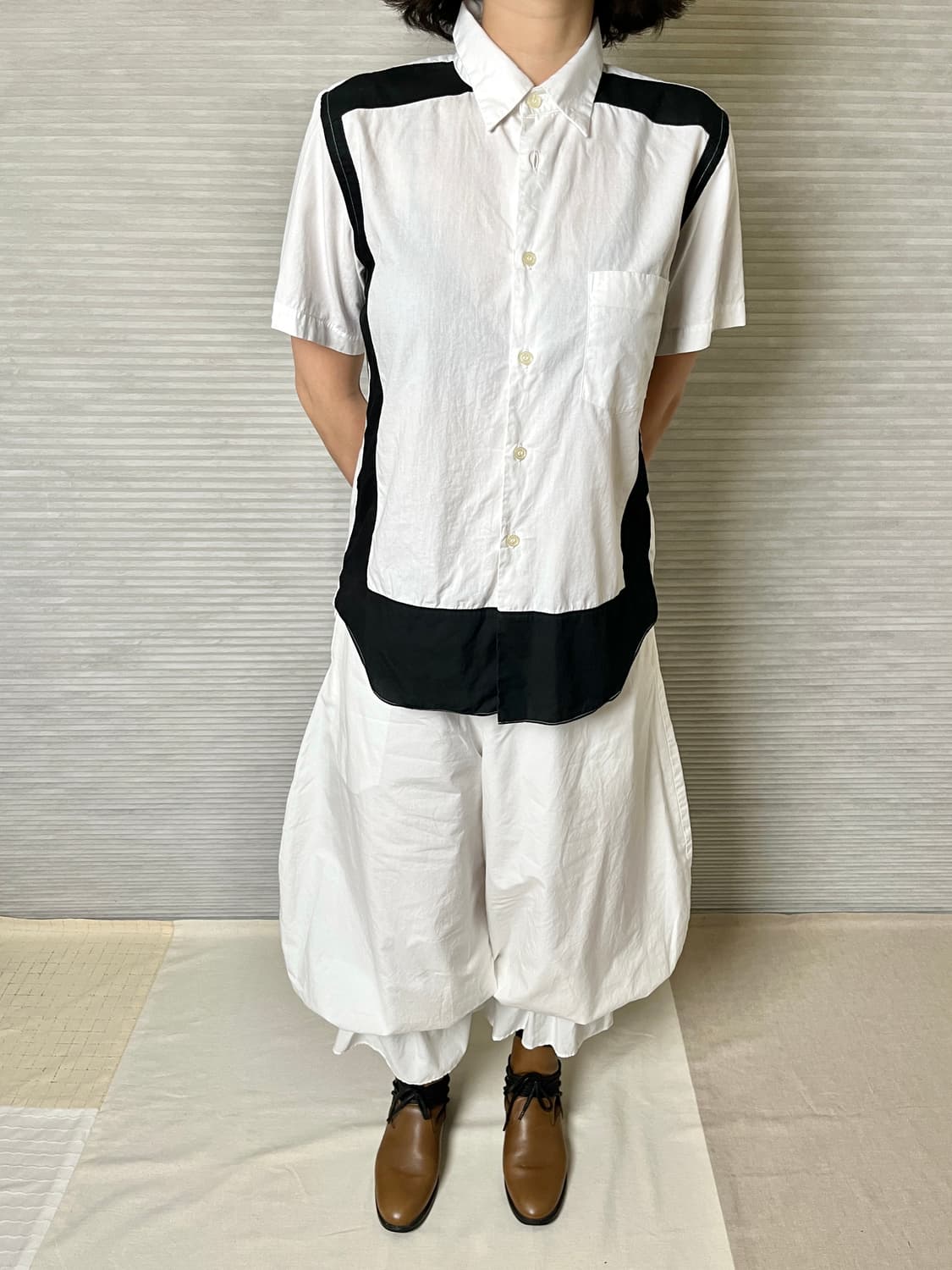 꼼데가르송 블랙 배색 하프셔츠 comme des garcons 상품이미지9