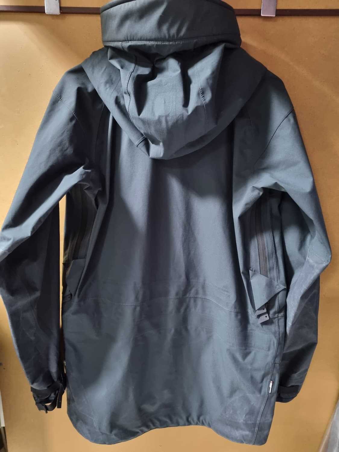 클라터뮤젠 프로스트 후드자켓 상품이미지2