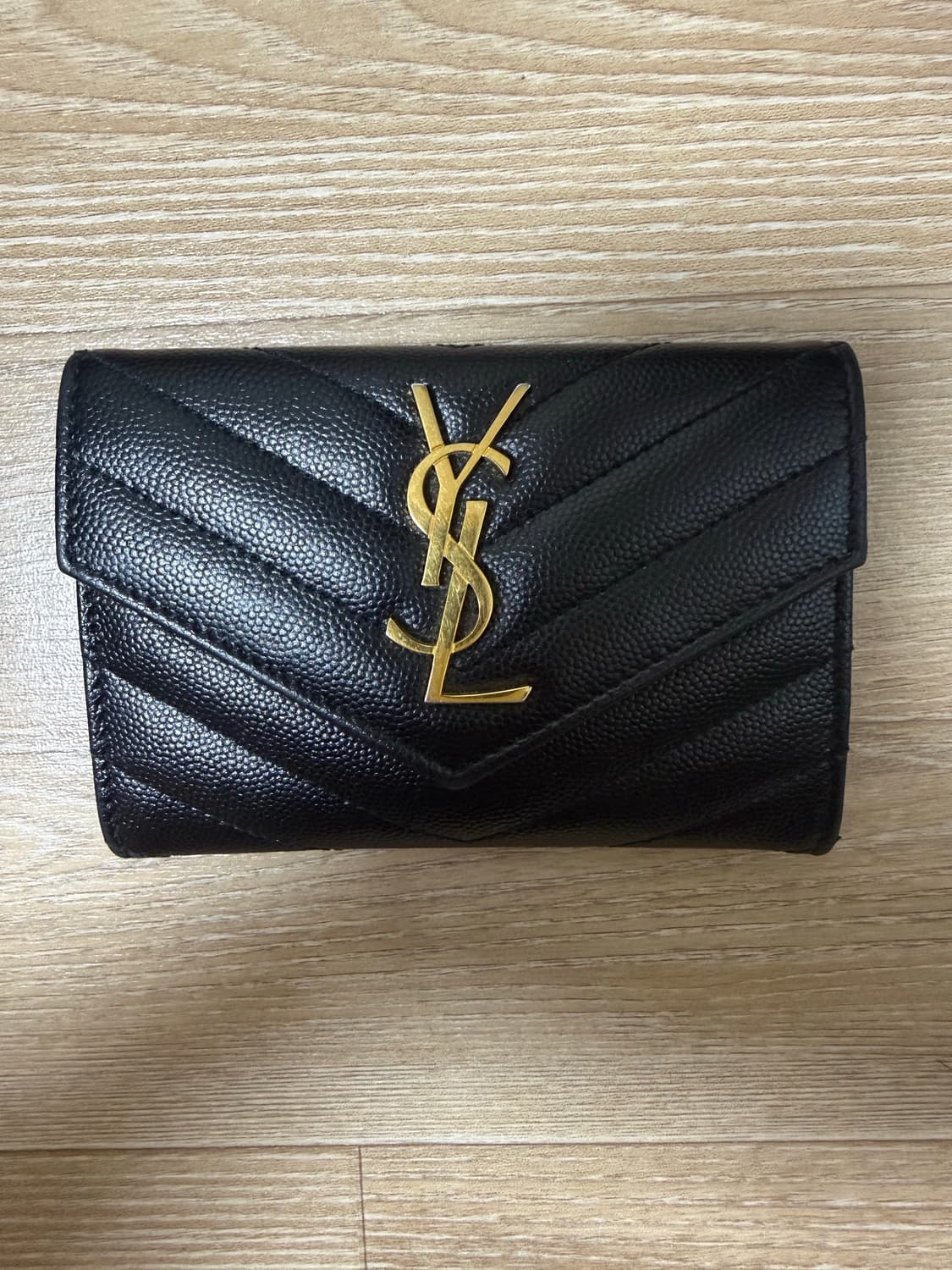 입생로랑 반지갑 상품이미지1