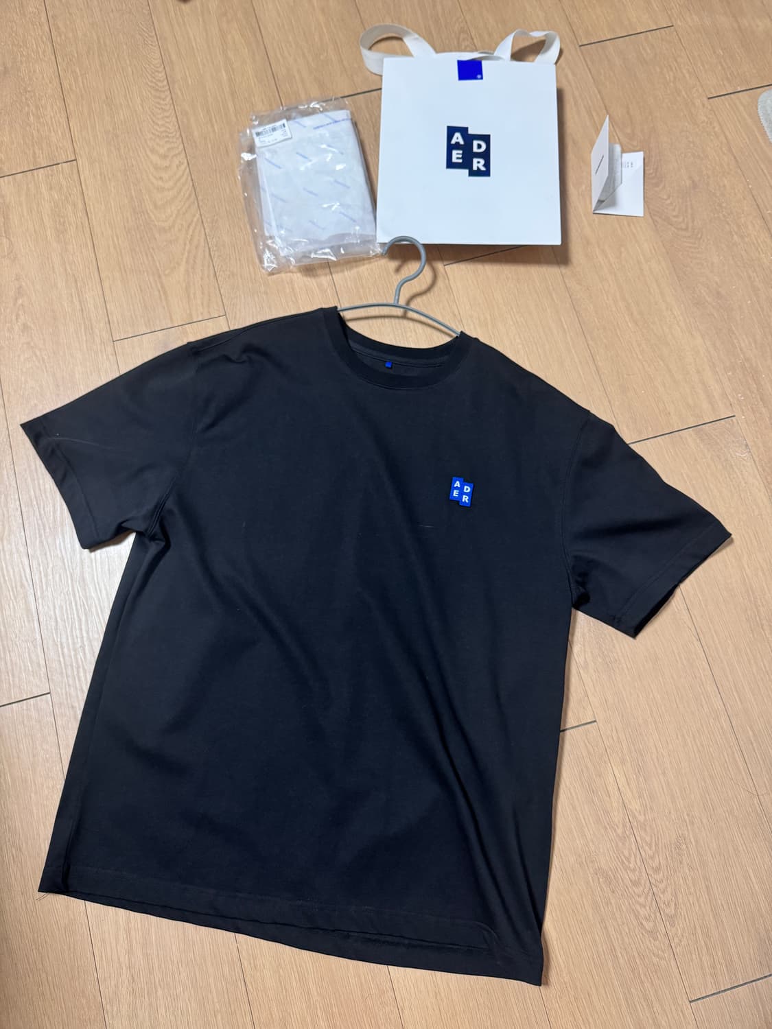 아더에러 반팔 풀구성 상품이미지1